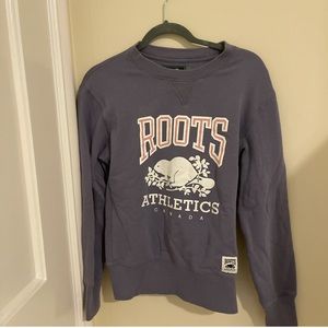 roots crewneck